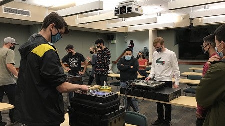 Students in the Hip Hop FIG